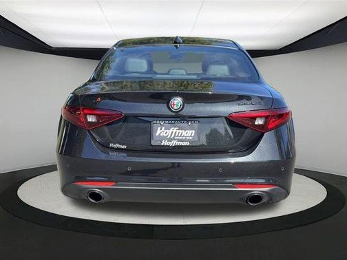 2022 Alfa Romeo Giulia Ti