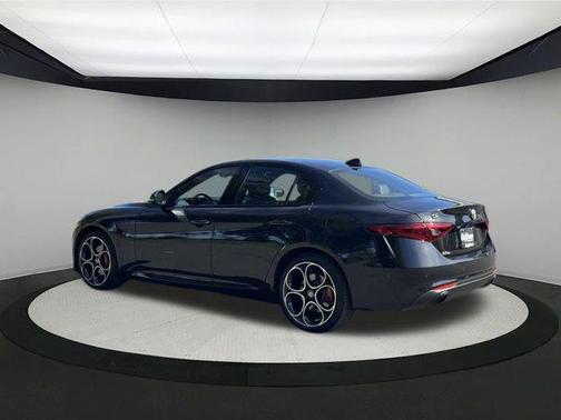 2022 Alfa Romeo Giulia Ti