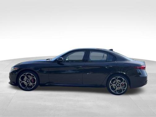 2022 Alfa Romeo Giulia Ti