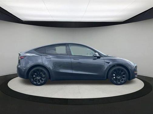 2024 Tesla Model Y Long Range Dual Motor All-Wheel Drive