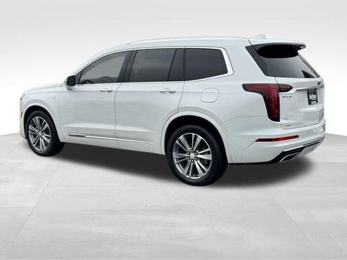 2022 Cadillac XT6 Premium Luxury AWD