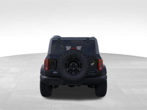 Shadow Black 2026 Ford Bronco Badlands