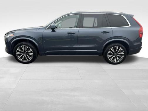 2020 Volvo XC90 T5 Momentum