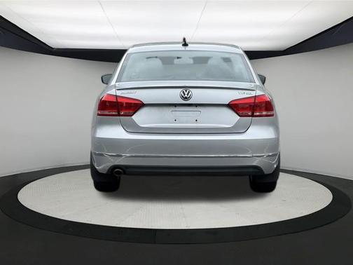 2014 Volkswagen Passat 2.0L TDI DSG SEL Premium