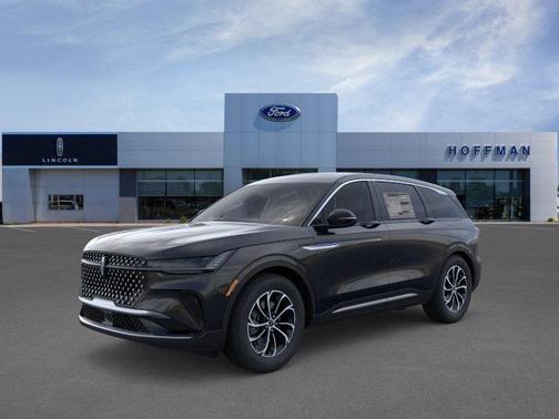 Infinite Black Metallic Clearcoat 2026 Lincoln Nautilus Premiere