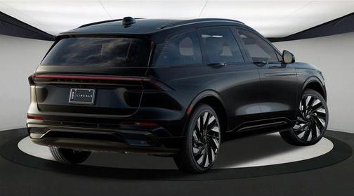 2025 Lincoln Nautilus Reserve