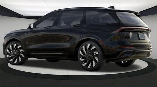 2025 Lincoln Nautilus Reserve