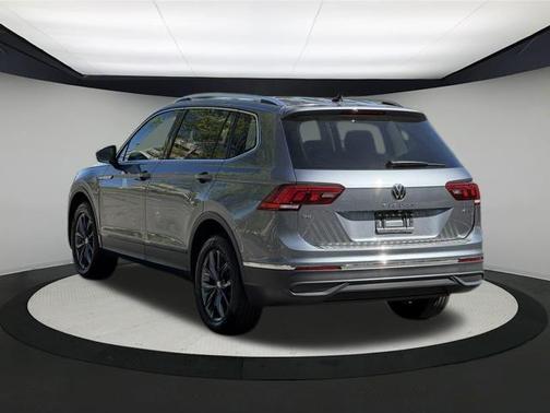2022 Volkswagen Tiguan 2.0T SE 4MOTION