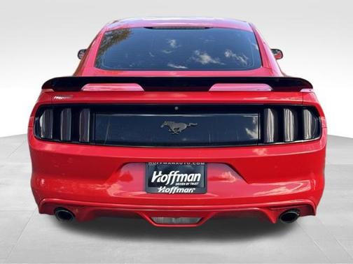 2016 Ford Mustang V6