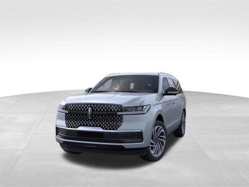 Gray Mist Metallic Tri-Coat 2026 Lincoln Navigator Reserve