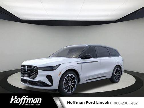 2025 Lincoln Nautilus Reserve