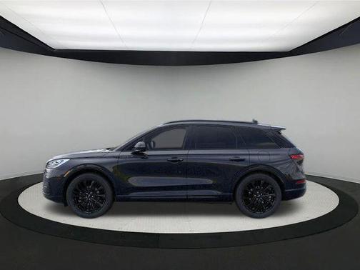 2025 Lincoln Corsair Reserve