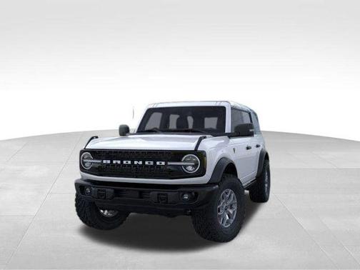 Oxford White 2025 Ford Bronco Badlands