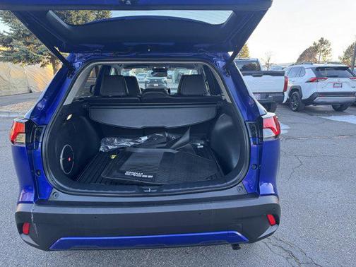 2025 Toyota Corolla Cross XLE