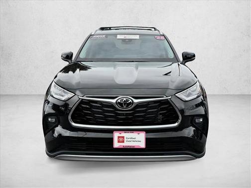 2025 Toyota Highlander Platinum