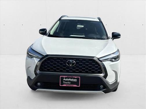 2025 Toyota Corolla Cross XLE
