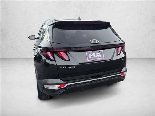 2024 Hyundai TUCSON SE