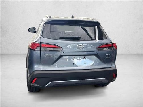 2025 Toyota Corolla Cross XLE