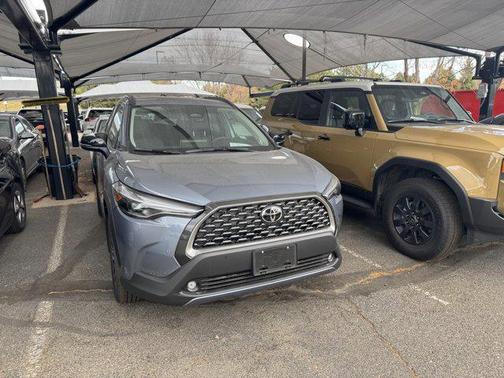 2025 Toyota Corolla Cross XLE