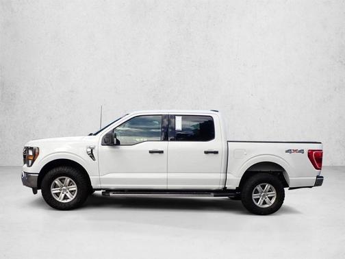 Oxford White 2023 Ford F-150 XLT