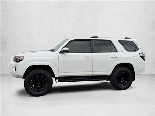 Super White 2019 Toyota 4Runner SR5