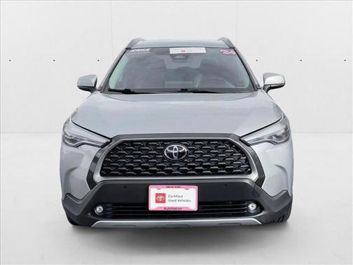 2024 Toyota Corolla Cross XLE