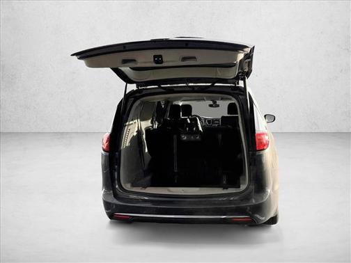 2018 Chrysler Pacifica Hybrid Touring L