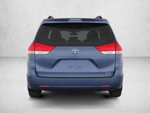 Shoreline Blue Pearl 2014 Toyota Sienna XLE