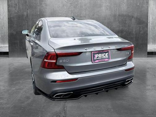 2019 Volvo S60 T6 Momentum