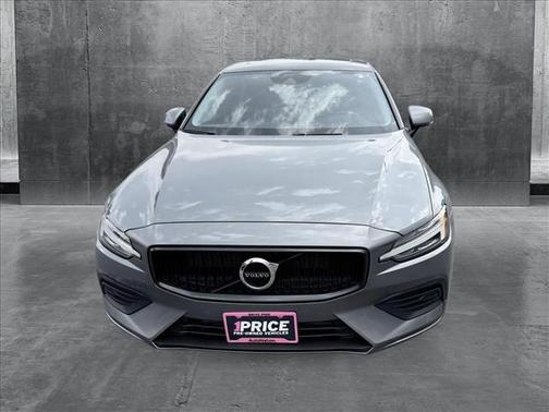 2019 Volvo S60 T6 Momentum