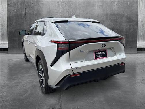 2024 Toyota bZ4X XLE