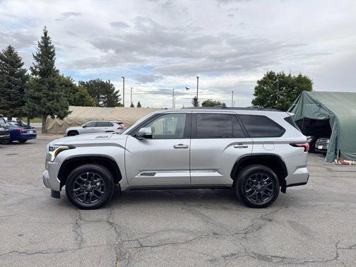 2025 Toyota Sequoia Platinum