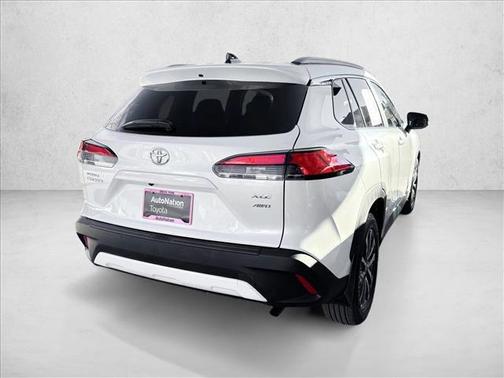 2025 Toyota Corolla Cross XLE