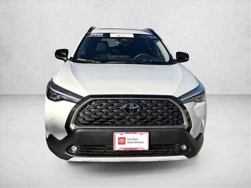 2025 Toyota Corolla Cross XLE