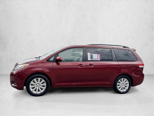 2012 Toyota Sienna XLE