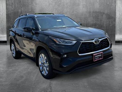 2025 Toyota Highlander Limited