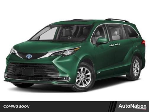 2025 Toyota Sienna XLE 7 Passenger