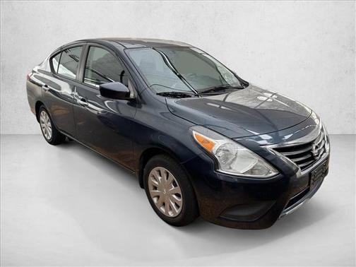 2016 Nissan Versa 1.6 SV
