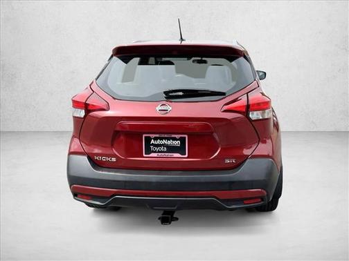 2019 Nissan Kicks SR