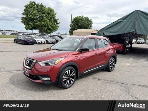 2019 Nissan Kicks SR
