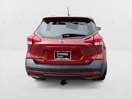 2019 Nissan Kicks SR