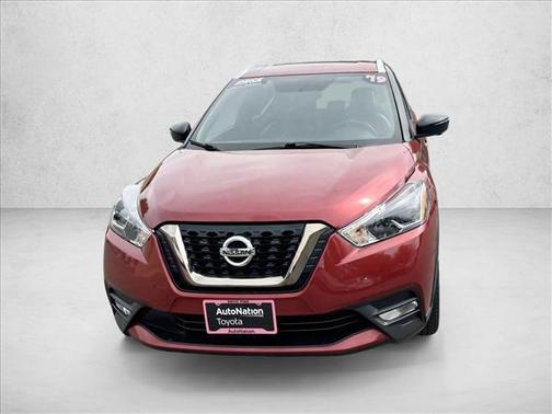 2019 Nissan Kicks SR
