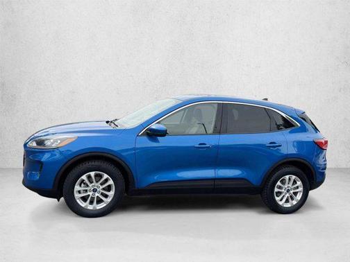 Velocity Blue Metallic 2020 Ford Escape SE