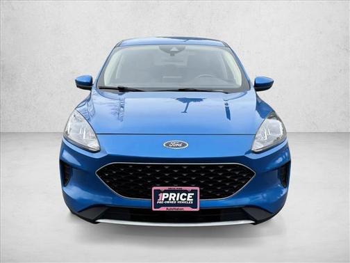 Velocity Blue Metallic 2020 Ford Escape SE