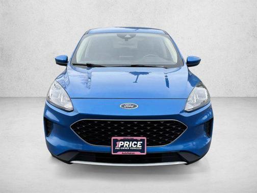 Velocity Blue Metallic 2020 Ford Escape SE