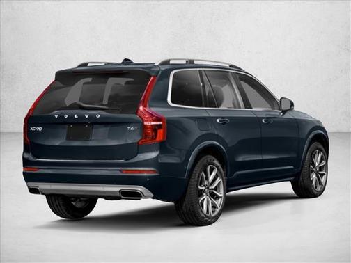 2019 Volvo XC90 T6 Momentum