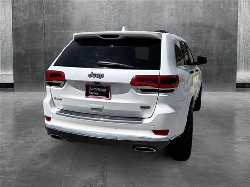 2016 Jeep Grand Cherokee Summit
