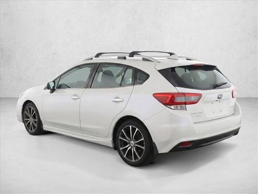 Crystal White Pearl 2017 Subaru Impreza 2.0i Limited