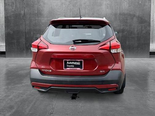 2019 Nissan Kicks SR