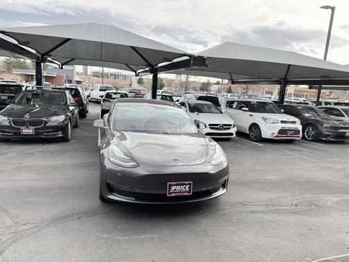 Silver/Gray 2018 Tesla Model 3 Long Range